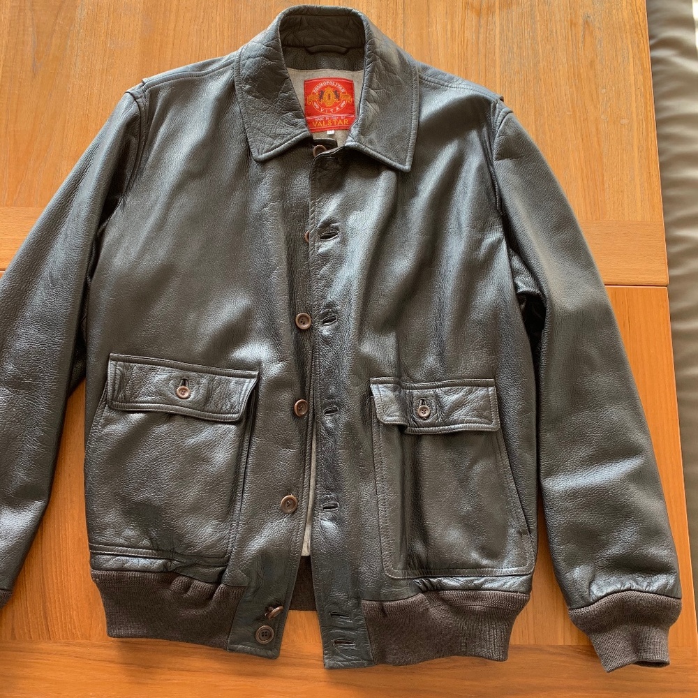 Valstar Men’s Leather Bomber Jacket
